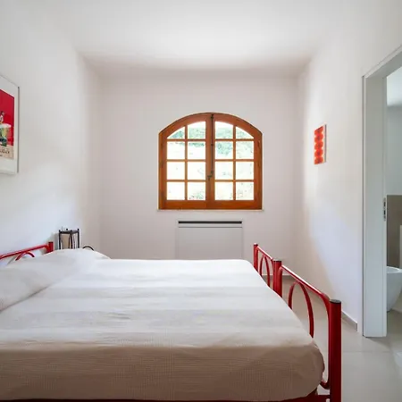 Flaccomio تْشيفالو